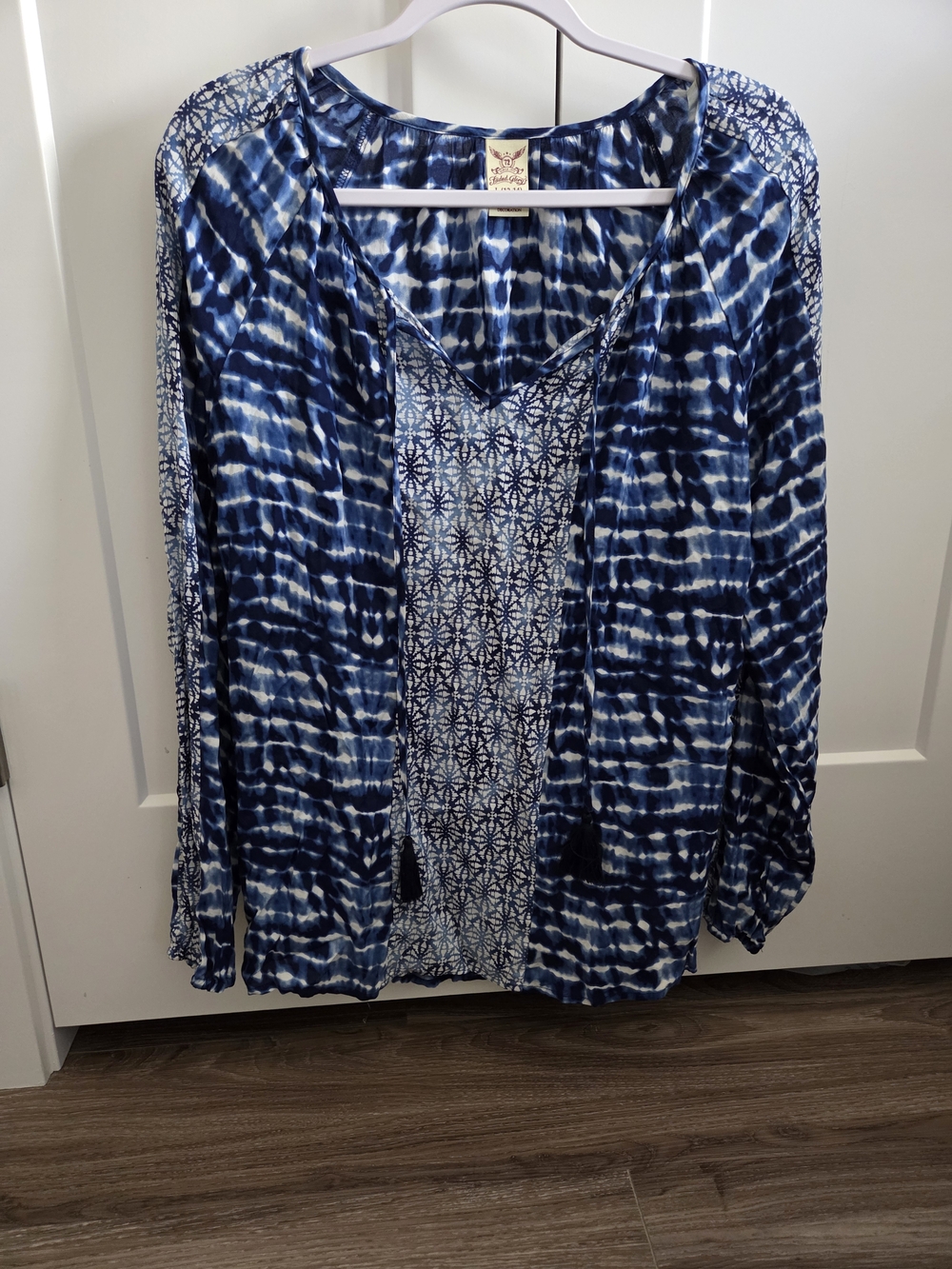 New Faded Glory Navy & White Tie-Dye Peasant Long-Sleeve Top